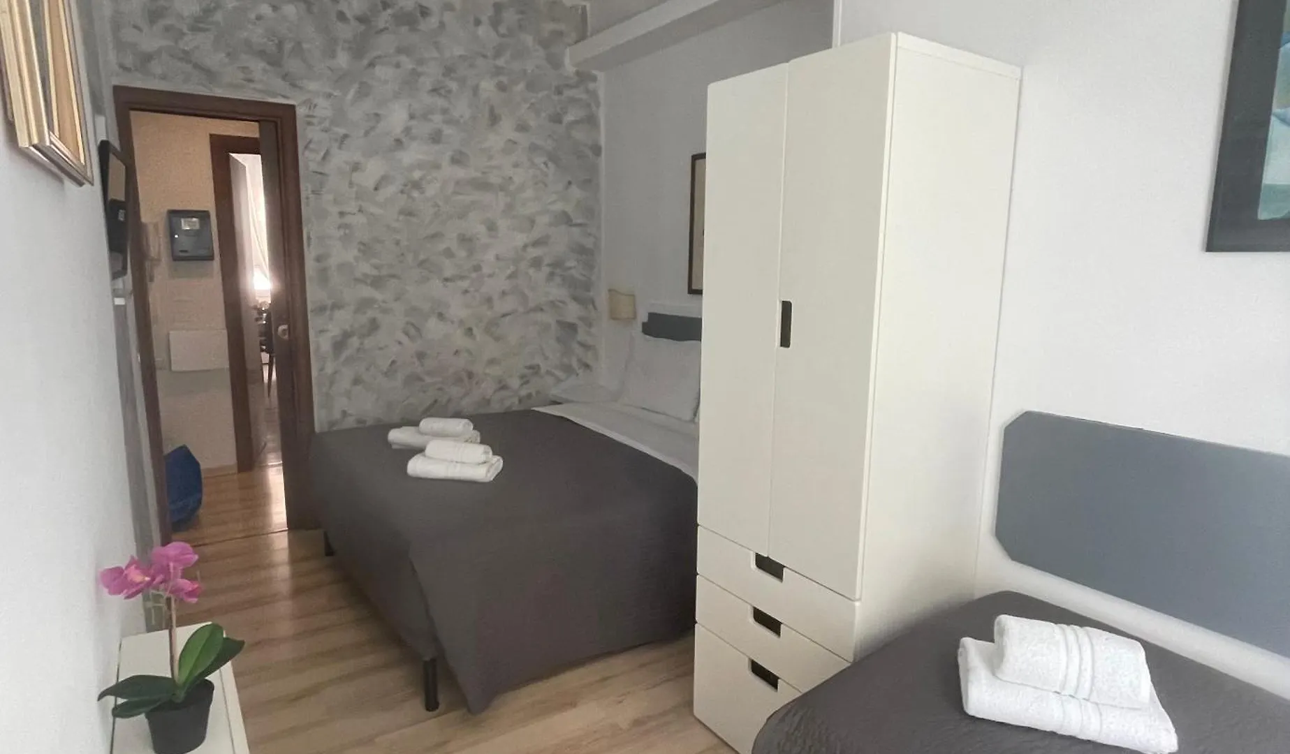 Colosseo Studios Rome Guest house